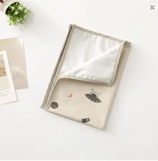 Tapis à langer nomade | Compact Imperméable - L'espace bébé